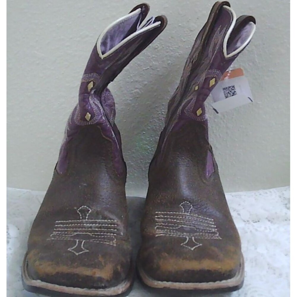 Ariat Girls Tombstone Western Boots - Broad Square Toe Size 2